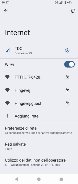 Seleziona la rete wireless a cui desideri connetterti