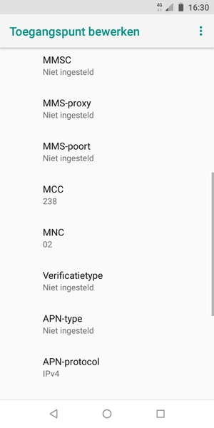 Scroll naar beneden en voer mms-gegevens in