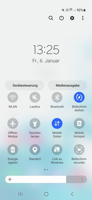 Wählen Sie  Lautlos, um wieder in den Ton-Modus zu wechseln