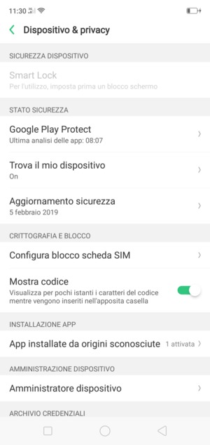 Scorri e seleziona Configura blocco scheda SIM