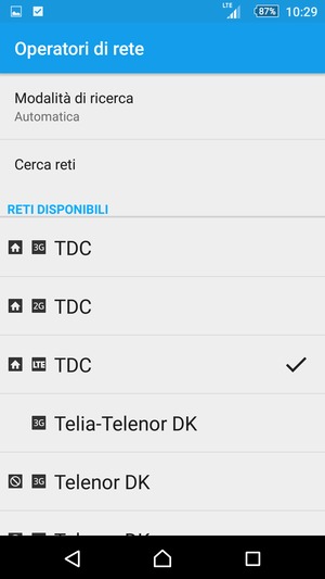 Seleziona un operatore di rete dall'elenco