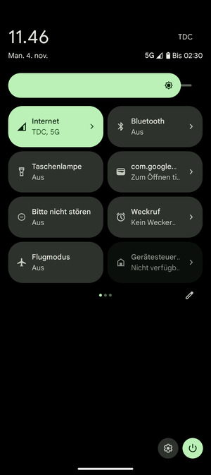 Stellen Sie die Helligkeit auf das erforderliche Niveau