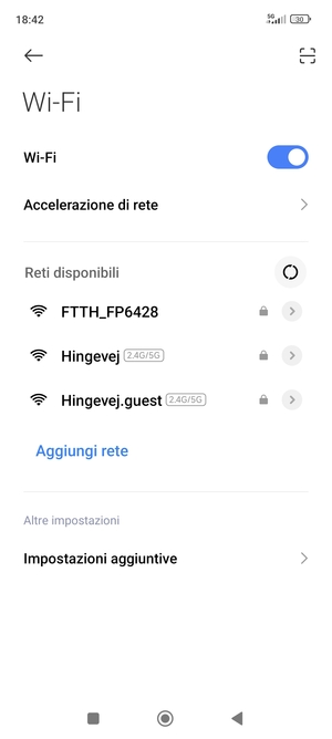 Seleziona la rete wireless a cui desideri connetterti