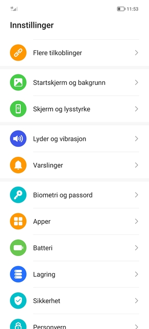 For å aktivere skjermlåsen, gå til Innstillinger-menyen og velg Biometri og passord