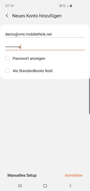 Geben Sie Ihre E-Mail-Adresse und Ihr Passwort ein. Wählen Sie Anmelden