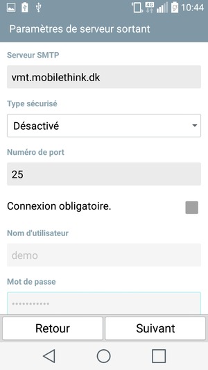 Décochez la case Connexion obligatoire. et sélectionnez Suivant