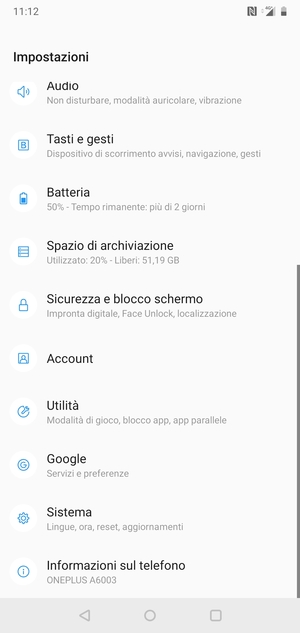 Torna al menu Impostazioni e seleziona Account