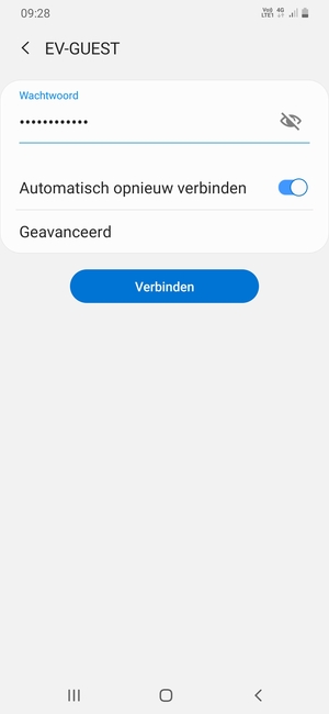 Voer het WiFi-wachtwoord in en selecteer Verbinden