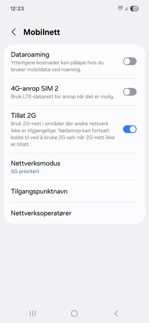 For å bytte nettverk hvis det oppstår nettverksproblemer, velg Nettverksoperatører