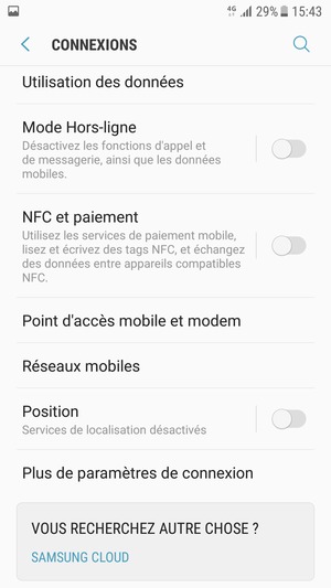 Faites défiler et sélectionnez Réseaux mobiles