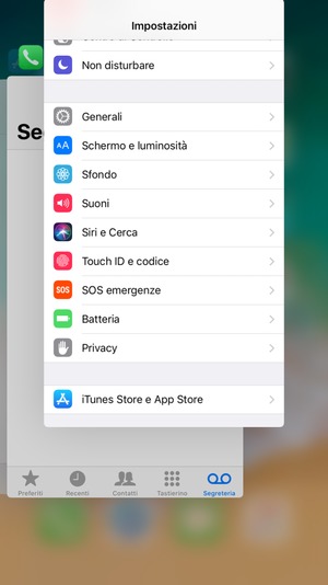 Scorri verso l'alto le app per chiuderle. Ciò ti farà risparmiare batteria.