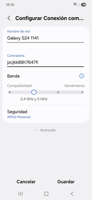 Introduzca una contraseña de al menos 8 caracteres y seleccione Guardar