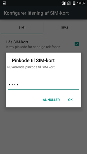 Indtast din Nuværende pinkode til SIM-kort og vælg OK