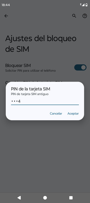 Introduzca su PIN de tarjeta SIM antiguo y seleccione Aceptar