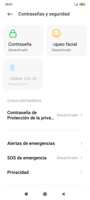 Desplácese y seleccione Privacidad