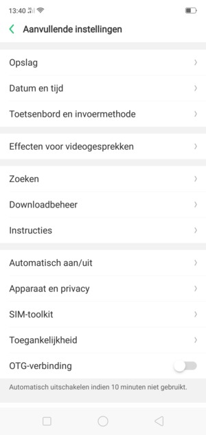 Scroll naar en selecteer Apparaat en privacy