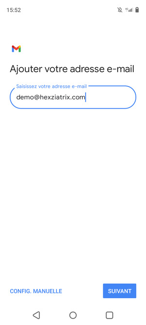 Saisissez votre Adresse e-mail et sélectionnez SUIVANT