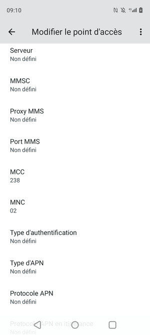 Faites défiler vers le bas et saisissez les informations Internet