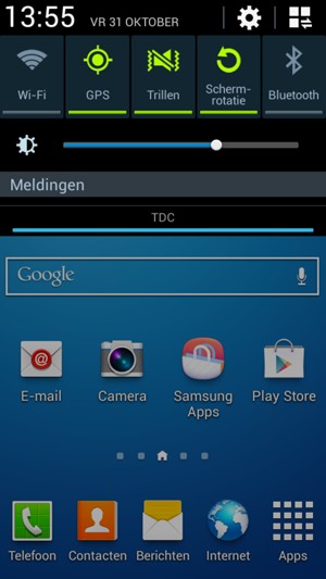 Schuif naar beneden in het bovenste menu