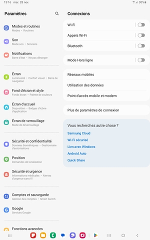 Faites défiler et sélectionnez Sécurité et confidentialité
