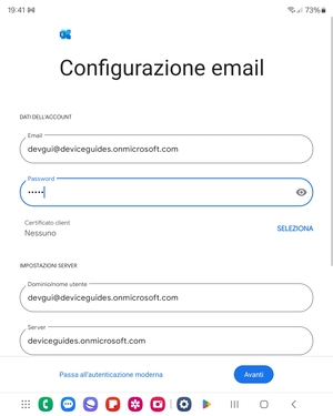 Inserisci Nome utente e l'indirizzo del server Exchange. Seleziona Avanti