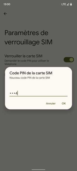 Saisissez votre Nouveau code PIN de la carte SIM et sélectionnez OK