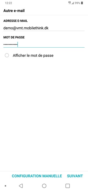 Saisissez votre adresse e-mail et votre mot de passe. Sélectionnez SUIVANT