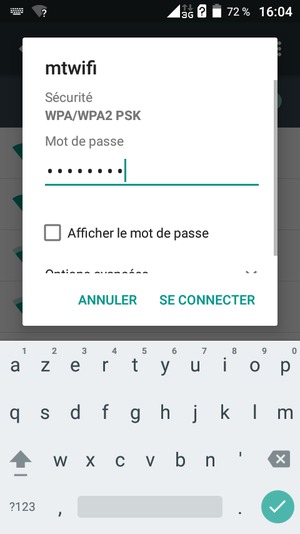 Saisissez le mot de passe du Wi-Fi et sélectionnez SE CONNECTER