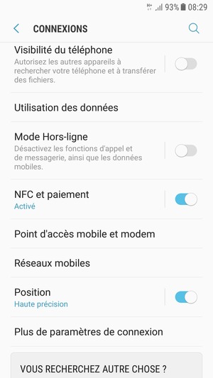Faites défiler et sélectionnez Réseaux mobiles