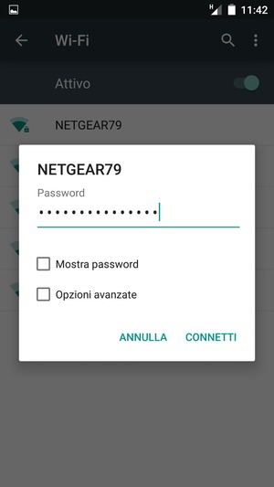 Inserisci la password del Wi-Fi e seleziona CONNETTI