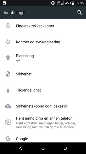Gå tilbake til Innstillinger-menyen og velg Kontoer og synkronisering