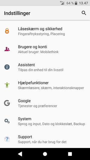 Scroll til og vælg Brugere og konti