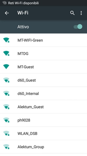 Seleziona la rete wireless a cui desideri connetterti