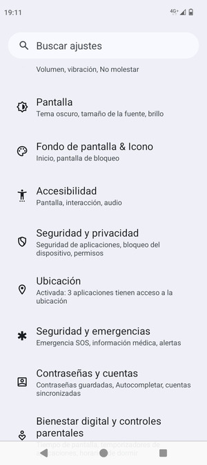 Desplácese y seleccione Seguridad y privacidad