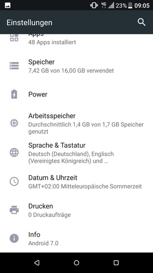 Scrollen Sie und wählen Sie Info