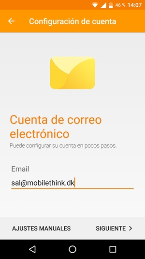 Introduzca su Dirección de correo electrónico y seleccione SIGUIENTE