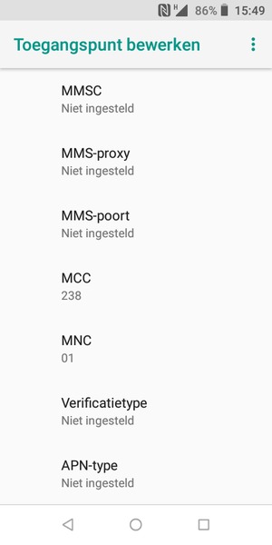 Scroll naar beneden en voer internetgegevens in