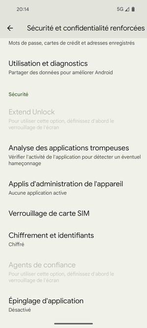 Faites défiler et sélectionnez Verrouillage de  carte SIM