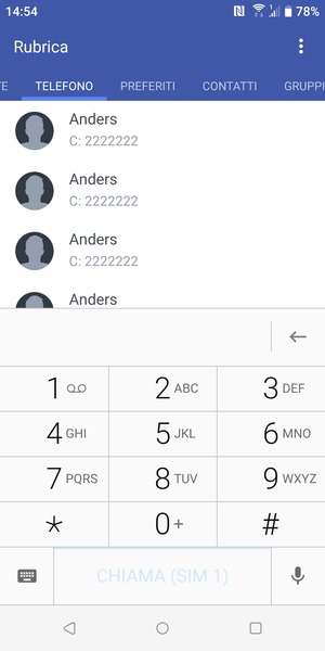 Premi e tieni premuto il numero 1