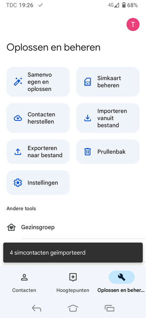 Uw contactpersonen worden opgeslagen naar uw Google-account en naar uw telefoon de volgende keer dat Google gesynchroniseerd wordt.