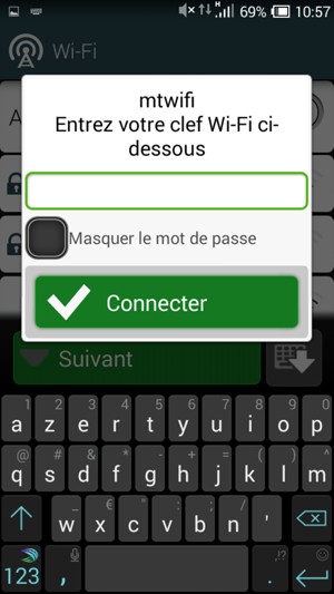 Saisissez le mot de passe du Wi-Fi et sélectionnez Connecter