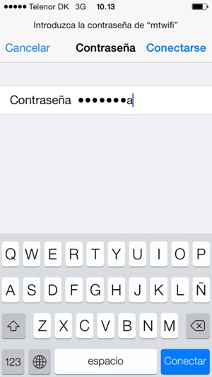 Introduzca la contraseña de Wi-Fi y seleccione Conectarse