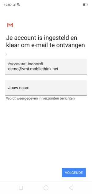 Geef uw account een naam en voer uw naam in. Selecteer VOLGENDE