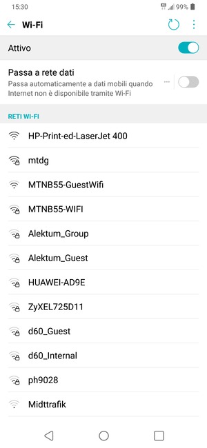 Seleziona la rete wireless a cui desideri connetterti