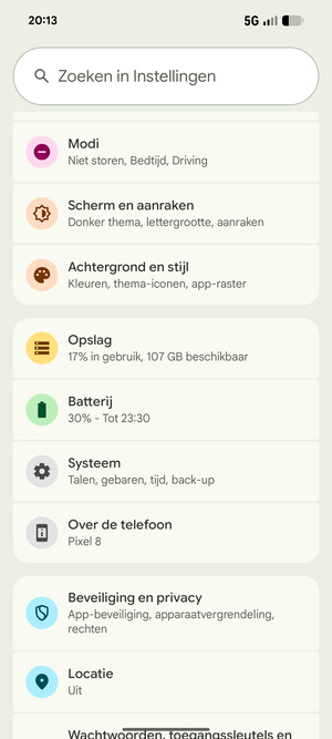 Keer terug naar het Instellingen menu en selecteer Batterij
