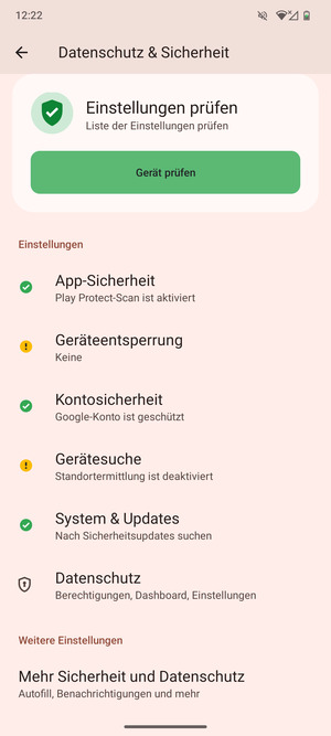Um die PIN für die SIM-Karte zu wechseln, gehen Sie zum Datenschutz & Sicherheit Menü und scrollen Sie und wählen Sie Mere Sicherheit und Datenschutz