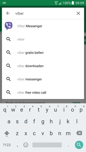 Voer de app-naam in en selecteer Zoeken