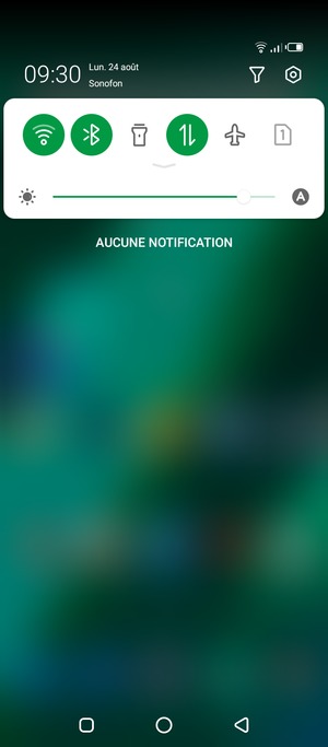 Déroulez à nouveau le menu du haut