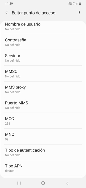 Desplácese hacia abajo e introduzca la información de Internet