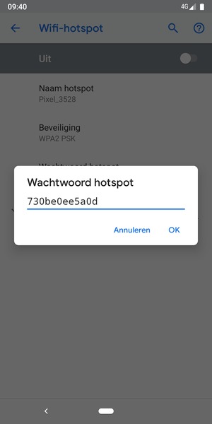 Voer een wachtwoord van een WiFi-hotspot in van ten minste 8 tekens en selecteer OK